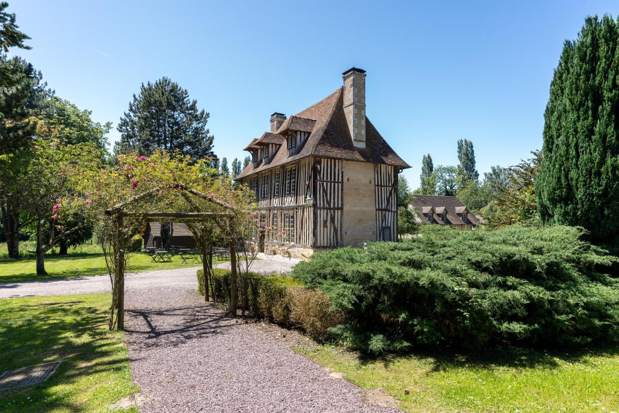Les Manoirs Des Portes De Deauville - Small Luxury Hotel Of The World Canapville  المظهر الخارجي الصورة